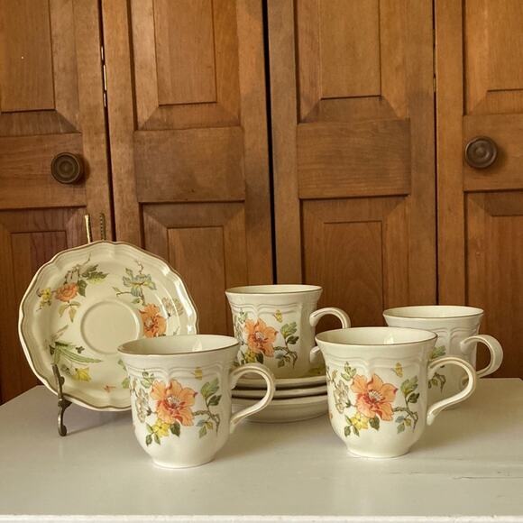 Vintage Mikasa “Olde Tapestry” Cups & Saucers, Service for 4 - Picture 1 of 14